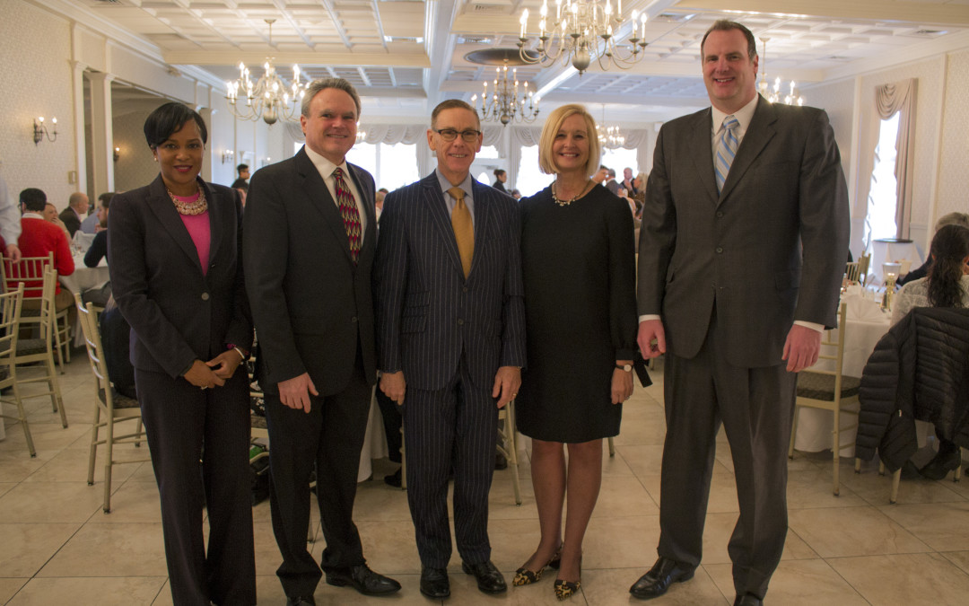 Farmington Bank Sponsors EDC Business Breakfast