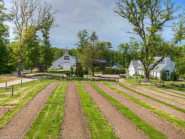 Mass. Brewery Buys Conn. Farm in Major Expansion