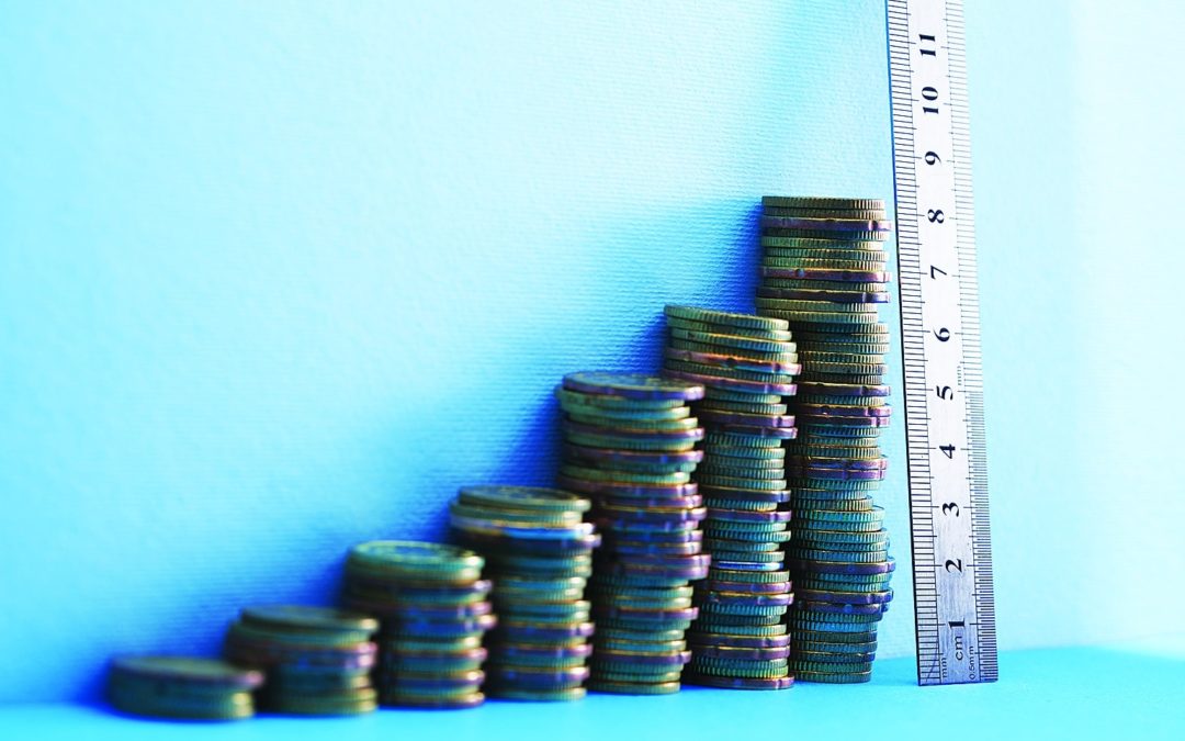 Community Banks’ Loan Growth Slows as Lending Standards Tighten