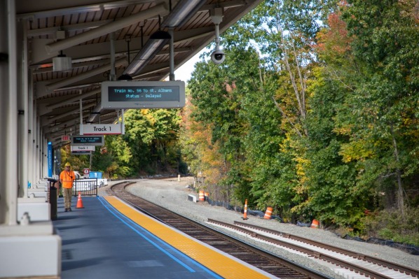 Windsor Locks Train Station, with Airport Link, Set to Open